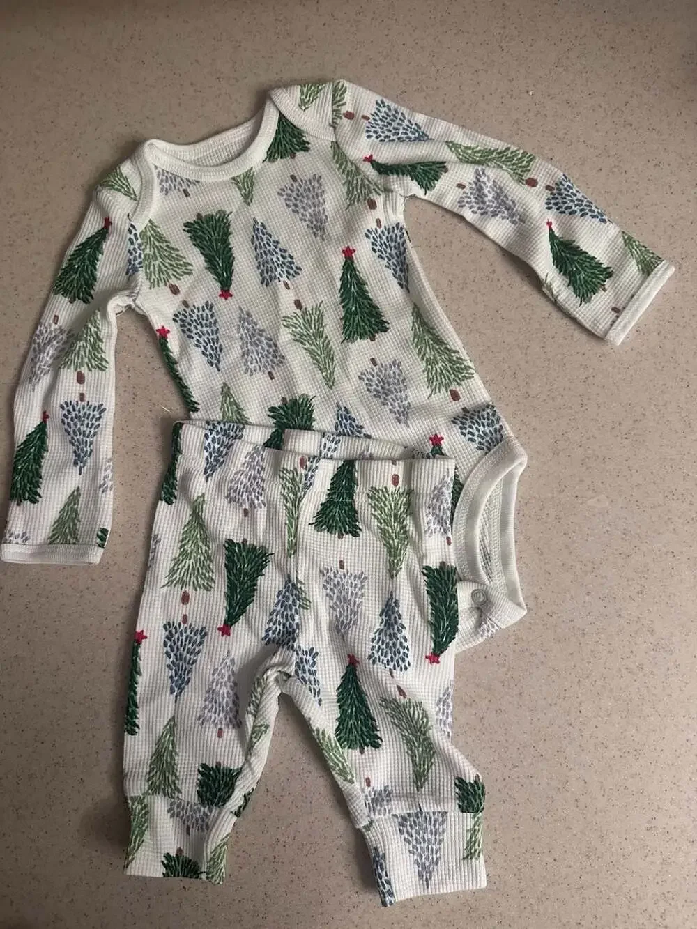 Carter's Just One You Christmas Tree Waffle Knit Top and Pants Set Size 3M